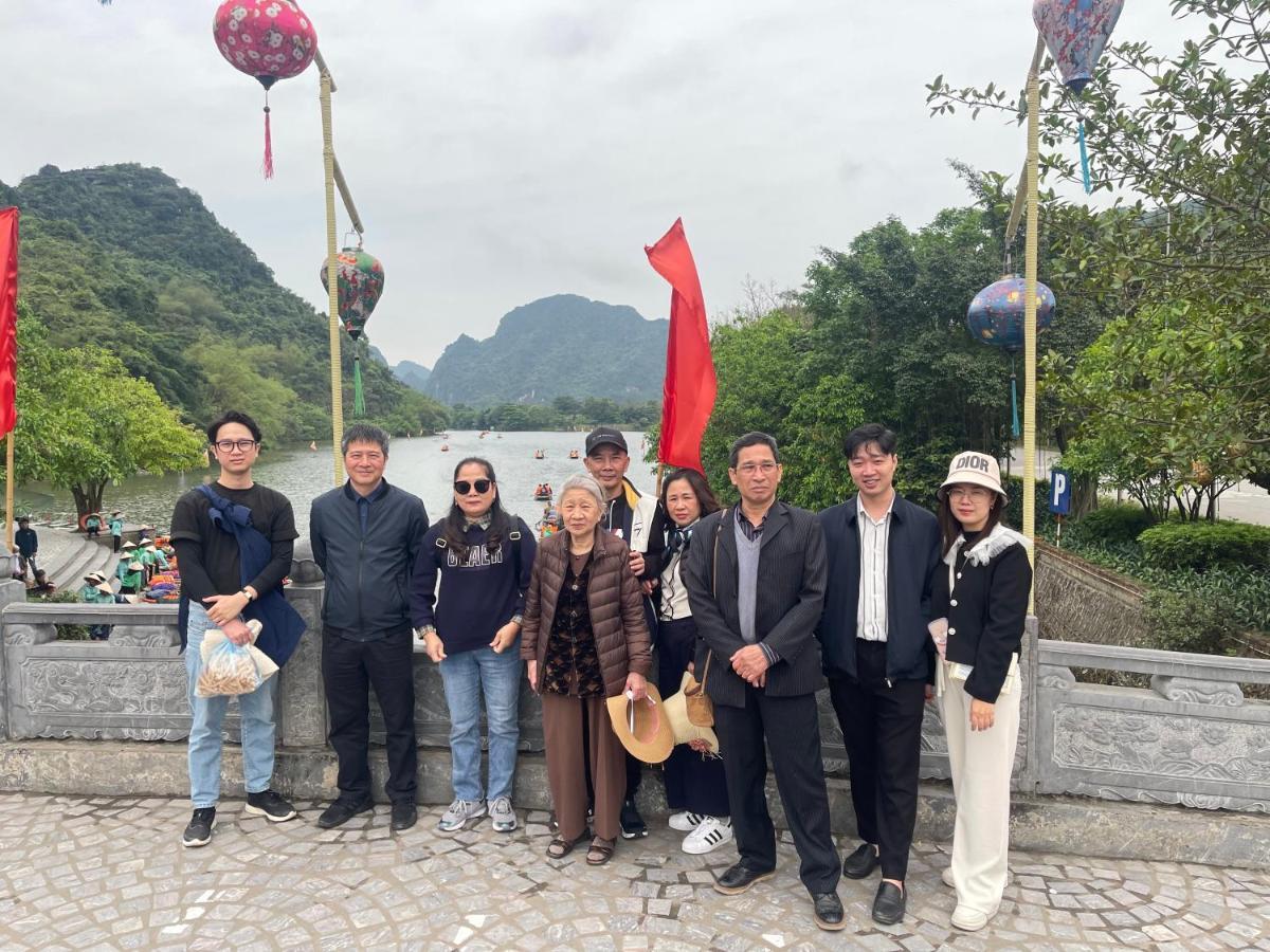 Ninh Binh Premier Hotel Bagian luar foto