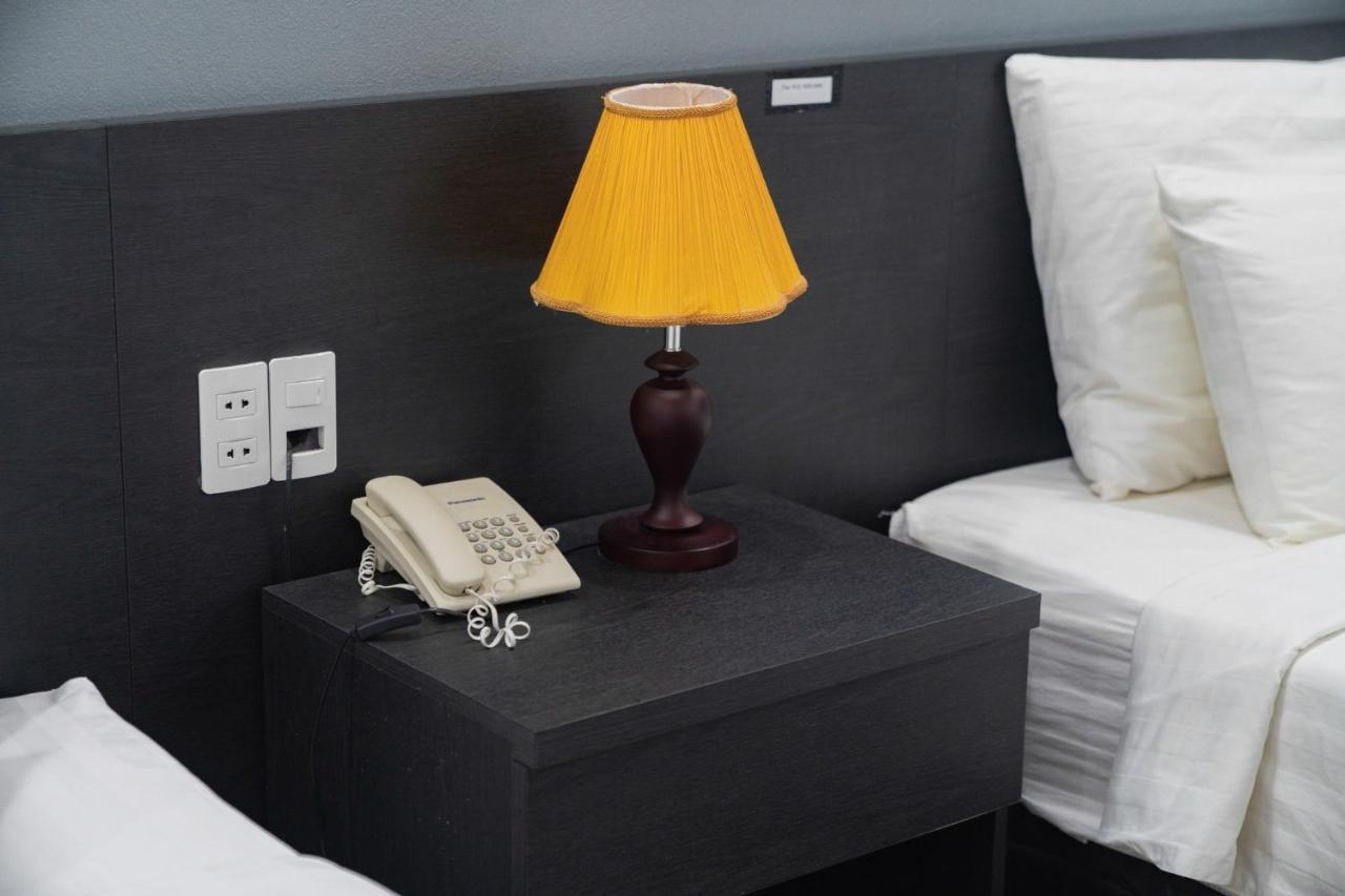 Ninh Binh Premier Hotel Bagian luar foto